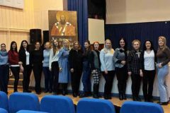 img-ce9f87bfdbf62d68e5b2e6ed69b00285-v